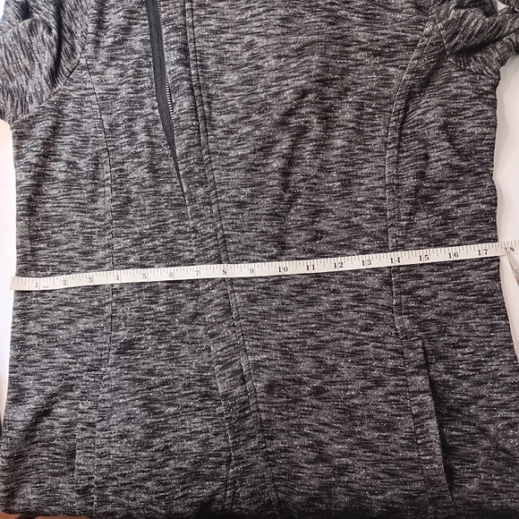 G.H. Bass & Co. sweater jacket, Full Zip, Activewear, Outdoor,sz M, gray. - Picture 7 of 17